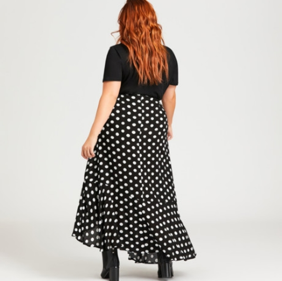 Black & White Polka Dot Skirt - Picture 3 of 4